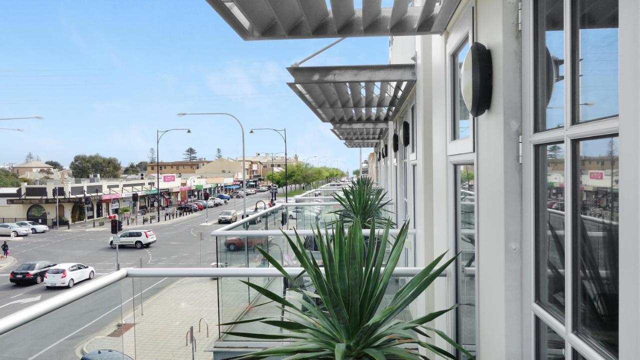เซมาฟอร์ สแปลช อพาร์ตเมนต์ Aparthotel Port Adelaide ภายนอก รูปภาพ