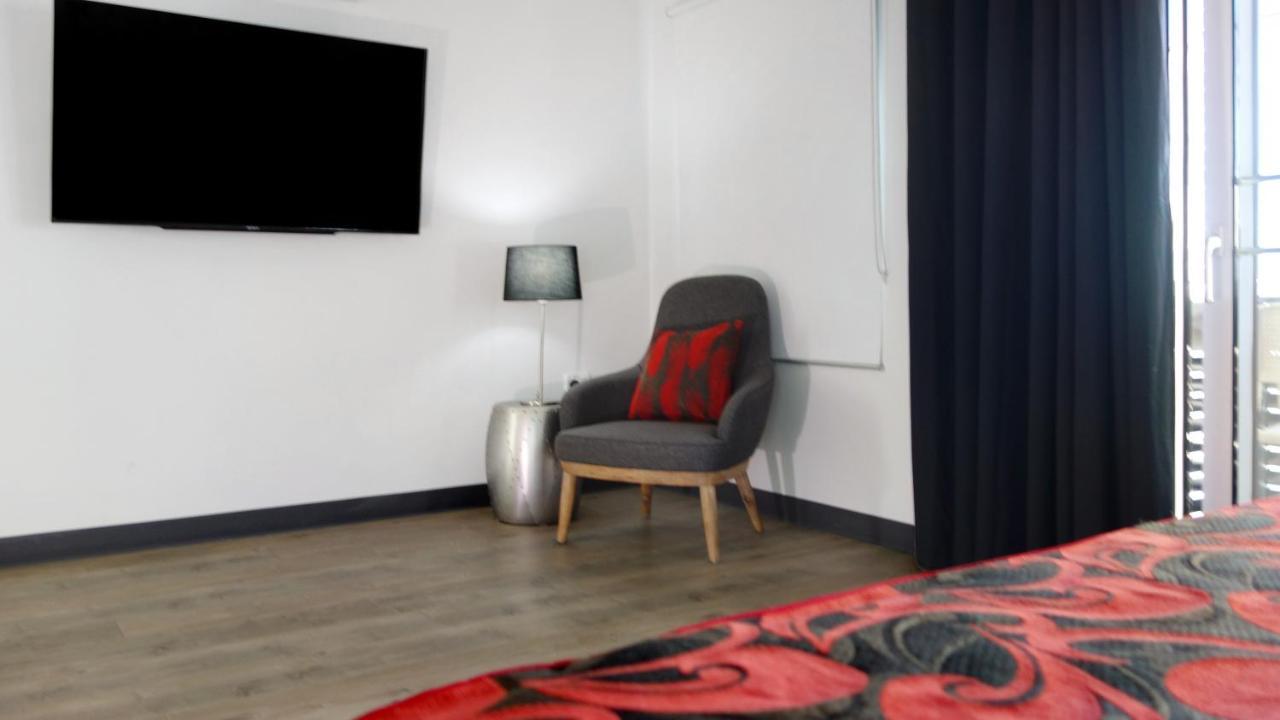 เซมาฟอร์ สแปลช อพาร์ตเมนต์ Aparthotel Port Adelaide ภายนอก รูปภาพ